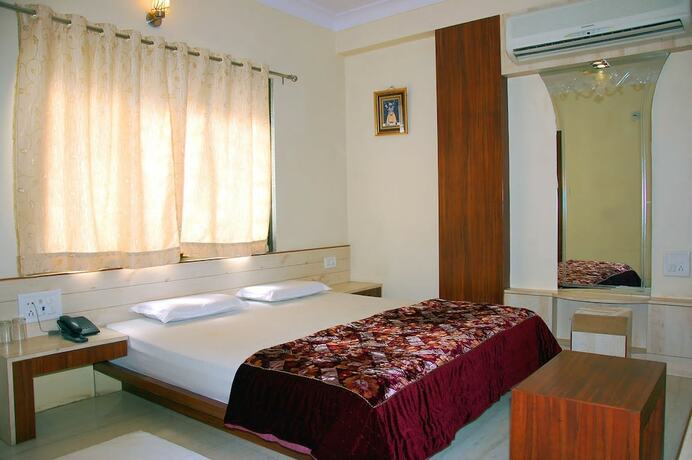 Imagen general del Hotel The Sky Comfort Shri Vithalesh. Foto 8