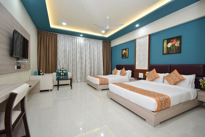 Imagen de la habitación del Hotel The Sky Imperial Gopal Darshan. Foto 17