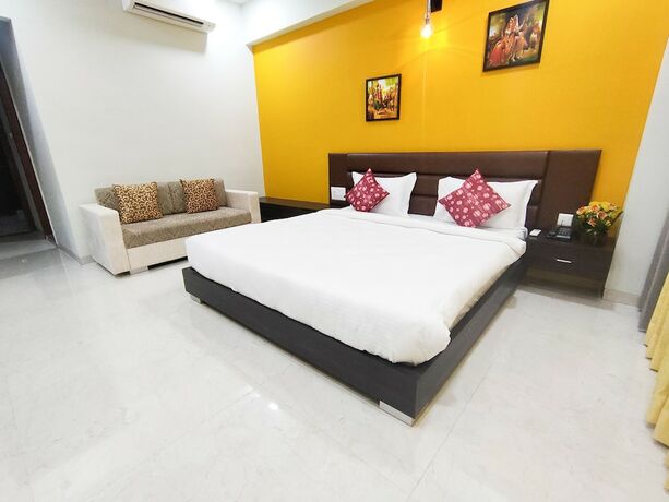 Imagen de la habitación del Hotel The Sky Imperial Gopal Darshan. Foto 20