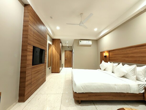 Imagen general del Hotel The Sky Imperial Kailash. Foto 6