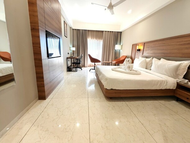 Imagen de la habitación del Hotel The Sky Imperial Kailash. Foto 20