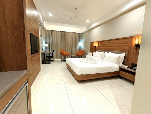 Imagen de la habitación del Hotel The Sky Imperial Kailash. Foto 21