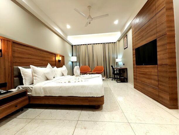 Imagen de la habitación del Hotel The Sky Imperial Kailash. Foto 22
