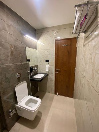 Imagen de la habitación del Hotel The Sky Imperial Sugam. Foto 5
