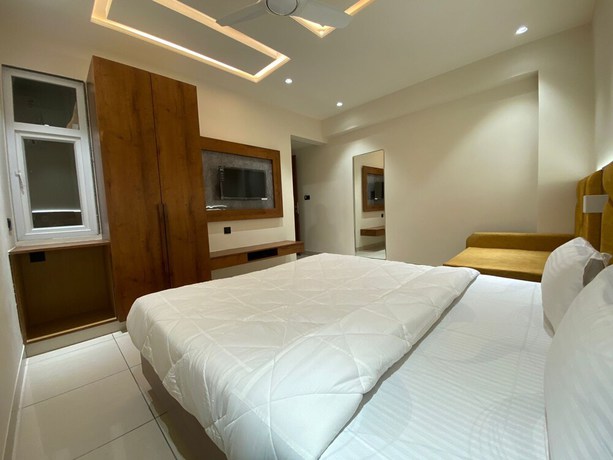 Imagen de la habitación del Hotel The Sky Imperial Sugam. Foto 6
