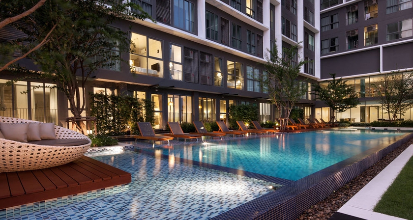 Imagen de la piscina del Hotel The Skyloft Bangkok. Foto 15