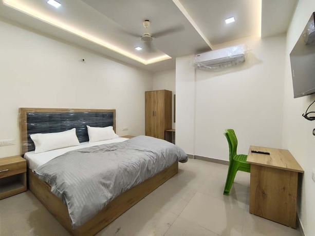 Imagen de la habitación del Hotel The Skyluxe. Foto 2