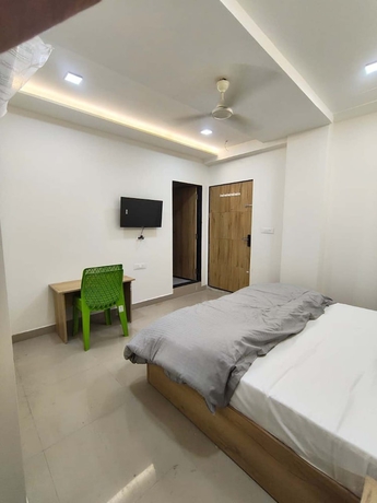 Imagen de la habitación del Hotel The Skyluxe. Foto 4