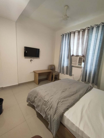 Imagen de la habitación del Hotel The Skyluxe. Foto 6