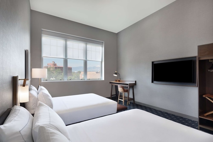 Imagen de la habitación del Hotel The Slate Denver, Tapestry Collection By Hilton. Foto 2