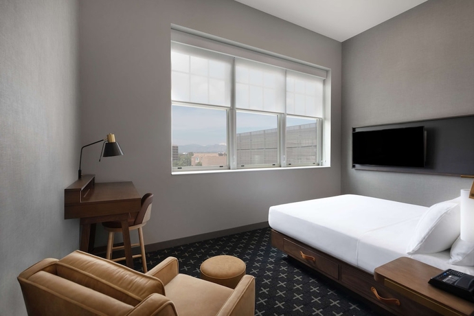 Imagen de la habitación del Hotel The Slate Denver, Tapestry Collection By Hilton. Foto 10