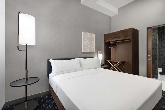 Imagen de la habitación del Hotel The Slate Denver, Tapestry Collection By Hilton. Foto 14