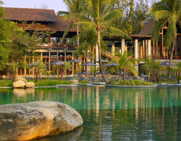 Imagen de la piscina del Hotel The Slate, Phuket. Foto 35