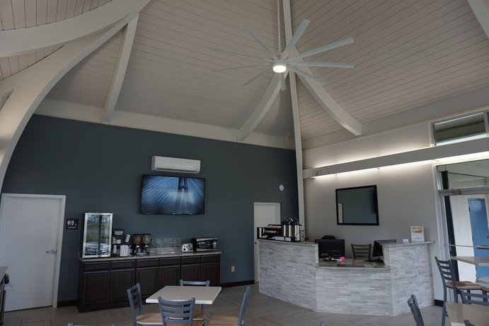 Imagen de los interiores del Hotel The Smart Stay Inn. Foto 19