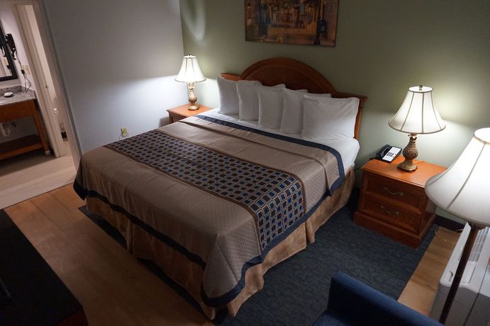 Imagen de la habitación del Hotel The Smart Stay Inn. Foto 12