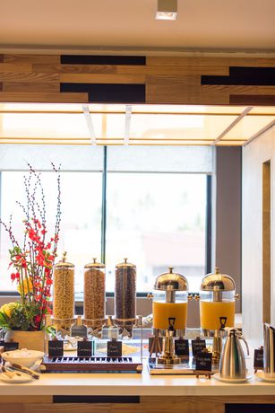 Imagen del bar/restaurante del Hotel The Smith House. Foto 3