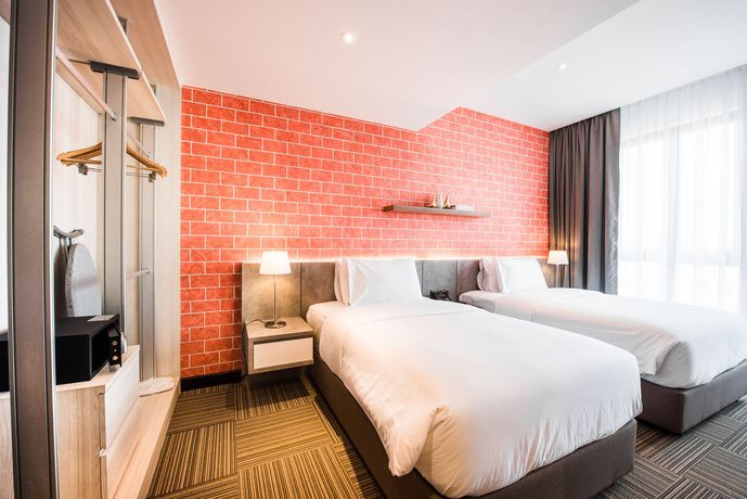 Imagen de la piscina del Hotel The Smith House. Foto 20