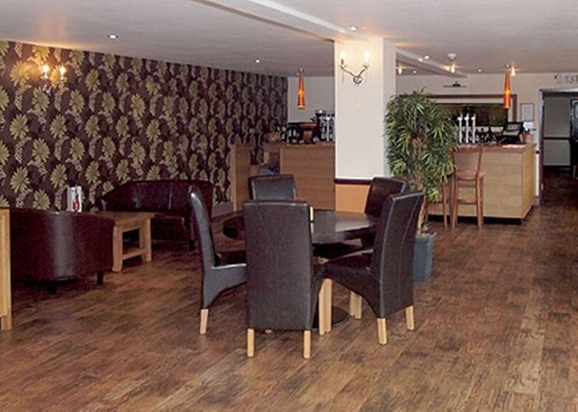 Imagen de los exteriores del Hotel The Smithaleigh. Foto 15