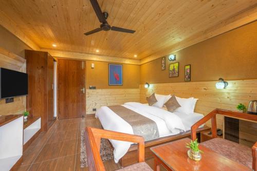 Imagen general del Hotel The Snow Queen Kufri I Vacations I Conference I MICE I Family Events I Open Air Terrace I Sky Bonfir. Foto 2