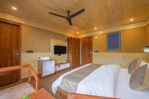 Imagen general del Hotel The Snow Queen Kufri I Vacations I Conference I MICE I Family Events I Open Air Terrace I Sky Bonfir. Foto 4