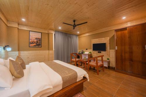 Imagen general del Hotel The Snow Queen Kufri I Vacations I Conference I MICE I Family Events I Open Air Terrace I Sky Bonfir. Foto 10