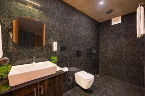 Imagen de la habitación del Hotel The Snow Queen Kufri I Vacations I Conference I MICE I Family Events I Open Air Terrace I Sky Bonfir. Foto 18