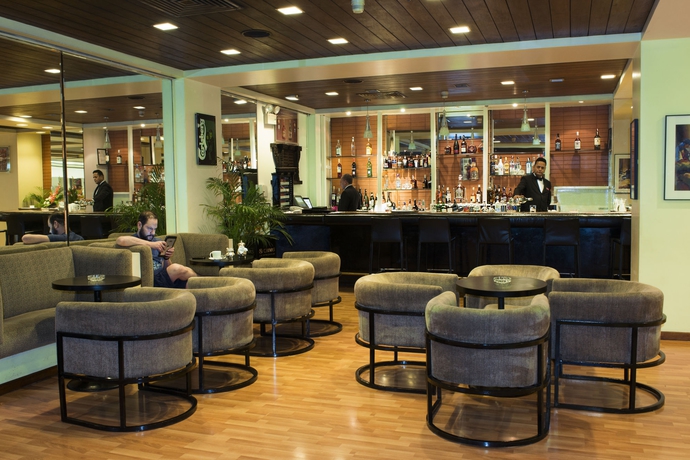 Imagen del bar/restaurante del Hotel The Soaltee Kathmandu. Foto 3