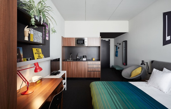 Imagen de la habitación del Hotel The Social Hub Amsterdam City. Foto 12