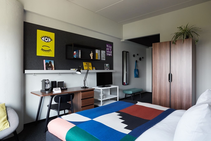 Imagen de la habitación del Hotel The Social Hub Amsterdam City. Foto 13