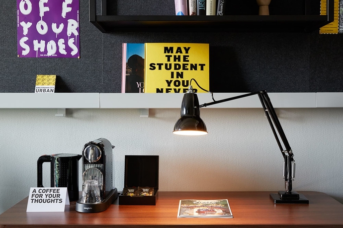 Imagen de la habitación del Hotel The Social Hub Amsterdam City. Foto 15