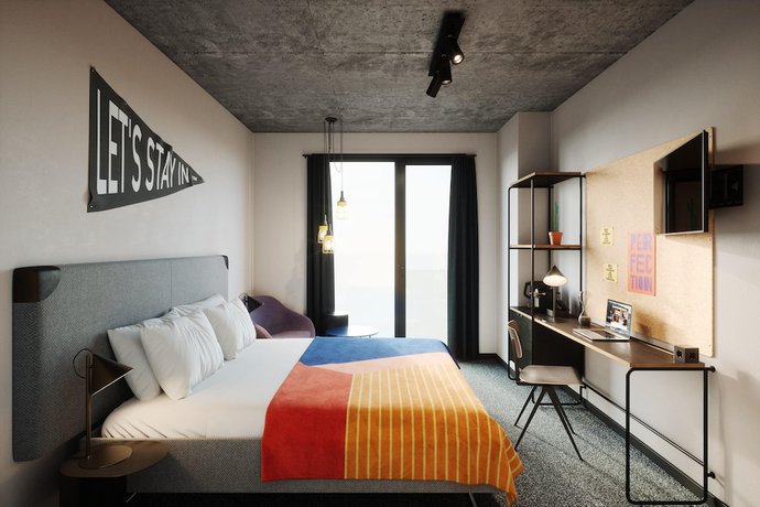 Imagen de la habitación del Hotel The Social Hub Barcelona Poblenou. Foto 7