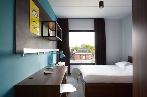 Imagen de la habitación del Hotel The Social Hub Groningen. Foto 5