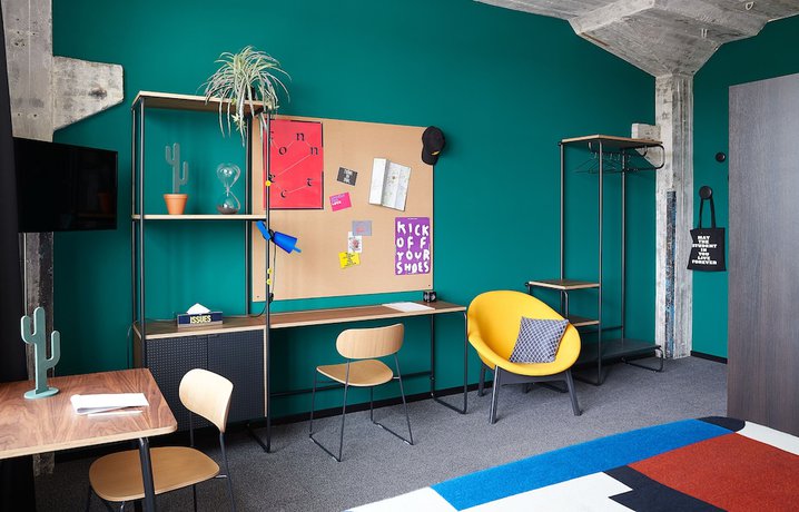 Imagen de la habitación del Hotel The Social Hub Maastricht. Foto 10