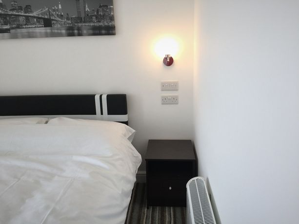 Imagen de la habitación del Hotel The Solar Strand. Foto 16