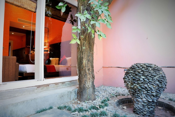Imagen de la habitación del Hotel The Solluna Resort. Foto 6