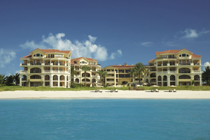 Imagen general del Hotel The Somerset On Grace Bay. Foto 2