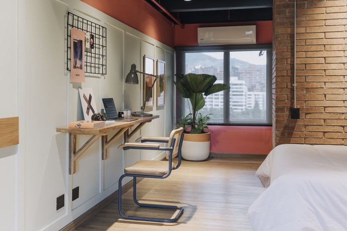 Imagen de la habitación del Hotel The Somos Beats and Rooftop. Foto 3
