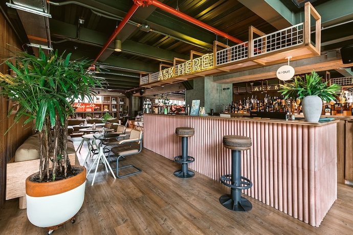 Imagen de los interiores del Hotel The Somos Beats and Rooftop. Foto 16