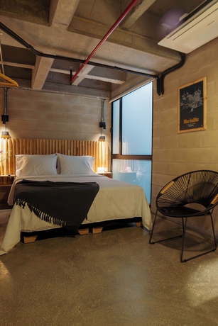Imagen de la habitación del Hotel The Somos S. Foto 10