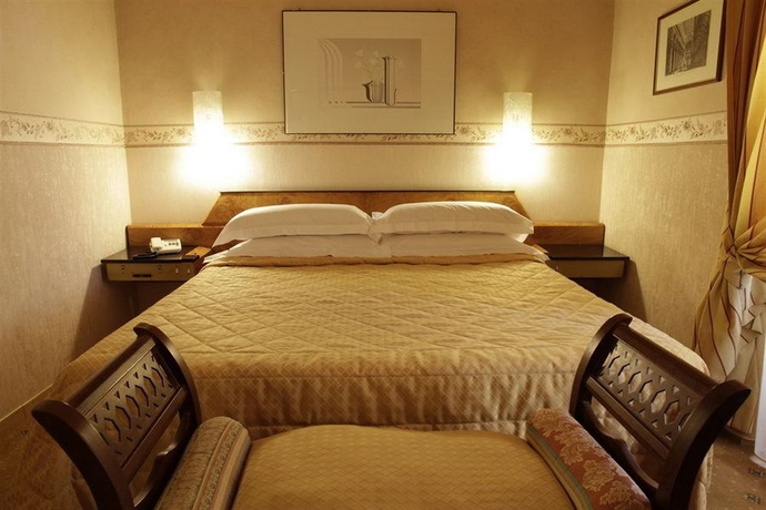 Imagen de la habitación del Hotel The Sonetto Powered By Sonder. Foto 10