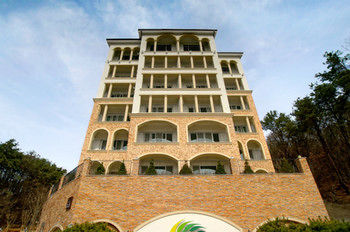 Imagen de la habitación del Hotel The Soom Forest. Foto 2