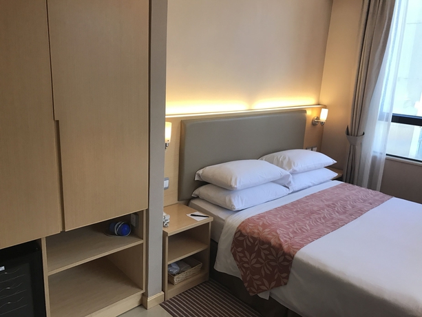 Imagen de la habitación del Hotel The South China. Foto 3