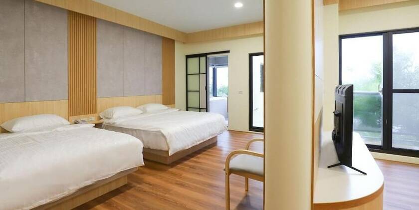 Imagen de la habitación del Hotel The South-Sunset. Foto 15