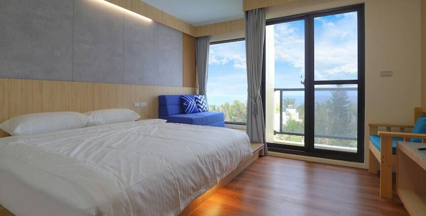 Imagen de la habitación del Hotel The South-Sunset. Foto 16