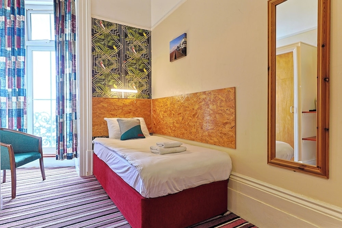 Imagen de la habitación del Hotel The Southcliff. Foto 8