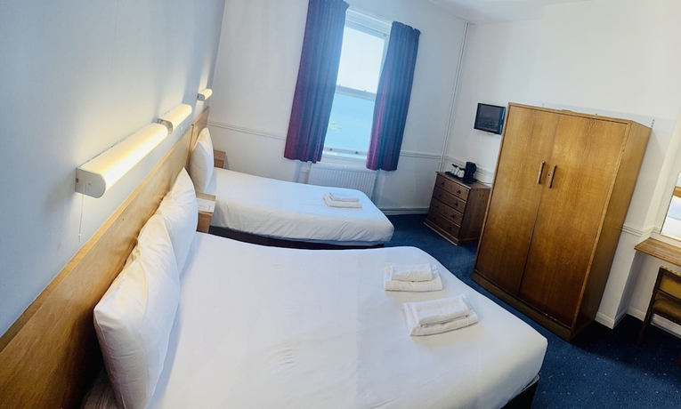 Imagen de la habitación del Hotel The Southcliff. Foto 11