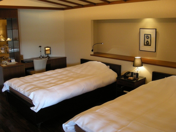 Imagen de la habitación del Hotel The Spa Resort Bettei Rakuyu. Foto 6