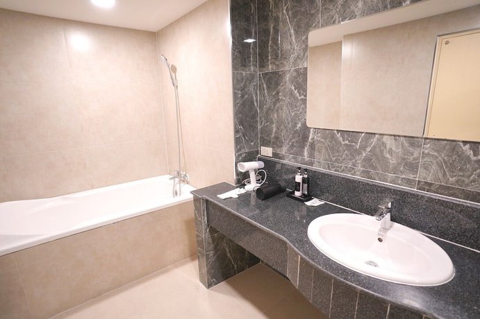 Imagen de la habitación del Hotel The Space Lampang. Foto 17