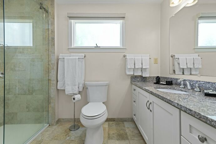 Imagen de la habitación del Hotel The Sparhawk Oceanfront Resort. Foto 16