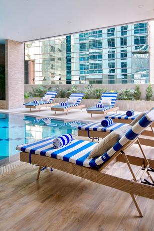 Imagen de la piscina del Hotel The Sphere Serviced Residences. Foto 19